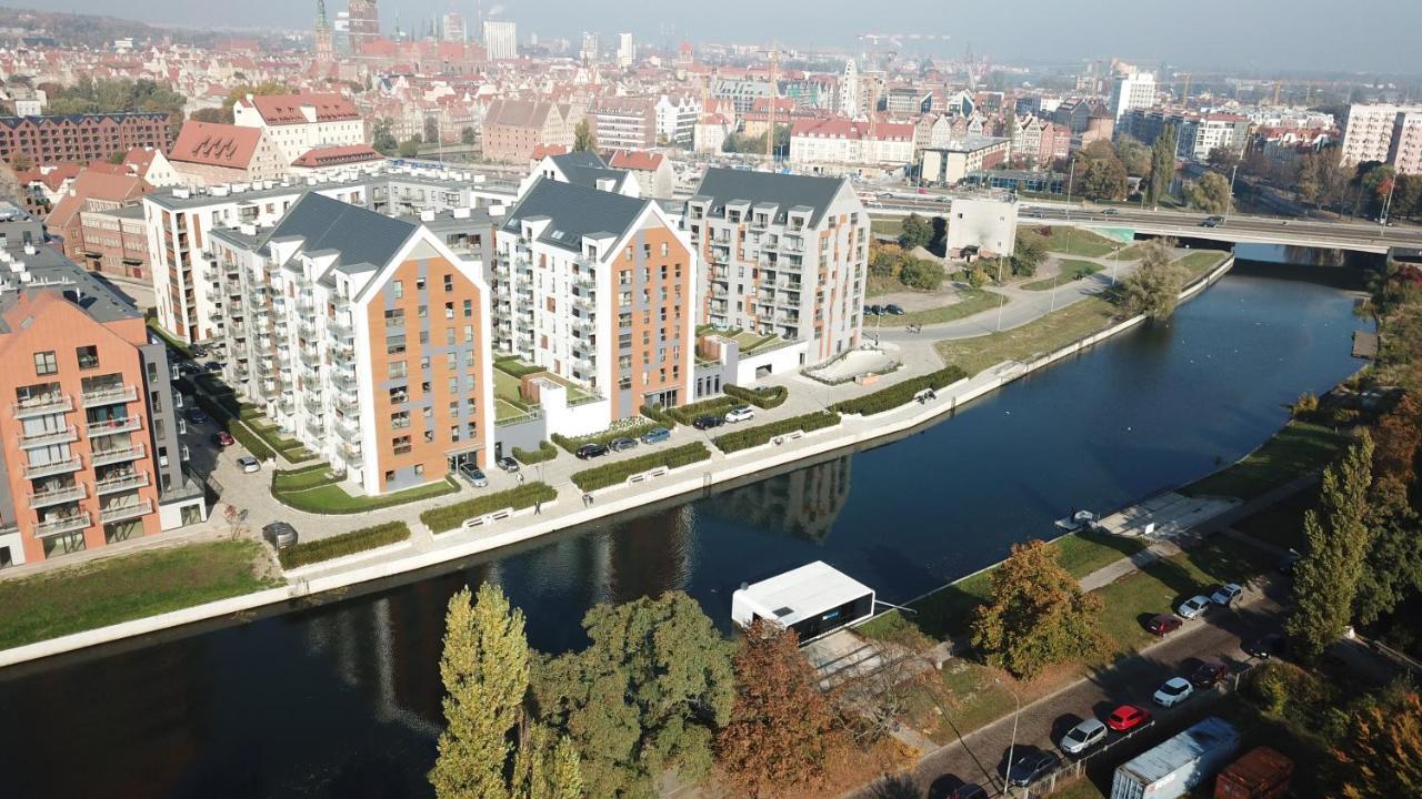 Dom Na Wodzie - Flohotel Gdansk Ngoại thất bức ảnh